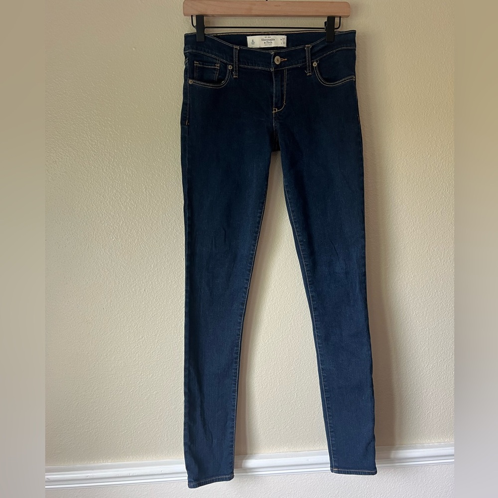 A&F‎ Brett Skinny Jeans